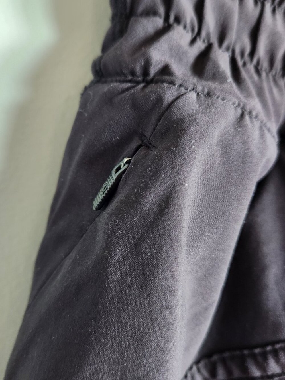 Lululemon Shorts Women's Black 2 Track That Short 5" Inseam Lined Gym Running - Picture 6 of 9